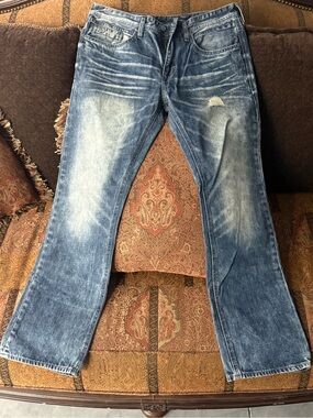 Buffalo David Bitton - SIX  32/30
Men's Blue Washed Jeans
